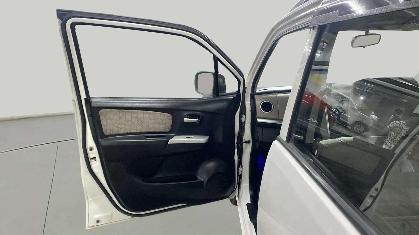 2014 Maruti Wagon R 1.0 VXI, Petrol, Manual, 76,760 km, LHS Front Door