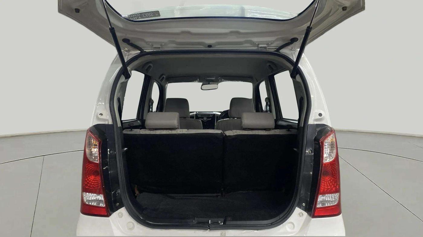2014 Maruti Wagon R 1.0 VXI, Petrol, Manual, 76,760 km, Boot Inside