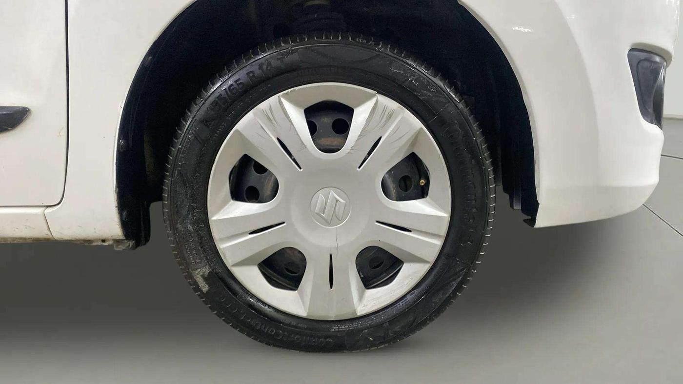2014 Maruti Wagon R 1.0 VXI, Petrol, Manual, 76,760 km, Right Front Wheel