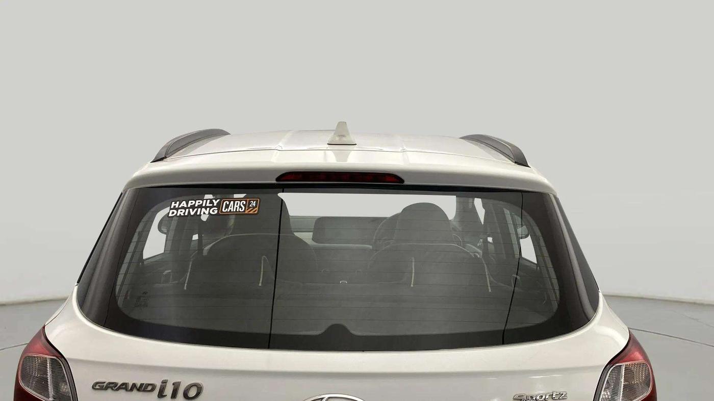 2020 Hyundai GRAND I10 NIOS SPORTZ 1.2 KAPPA VTVT CNG, CNG, Manual, 61,650 km, Rear Windshield