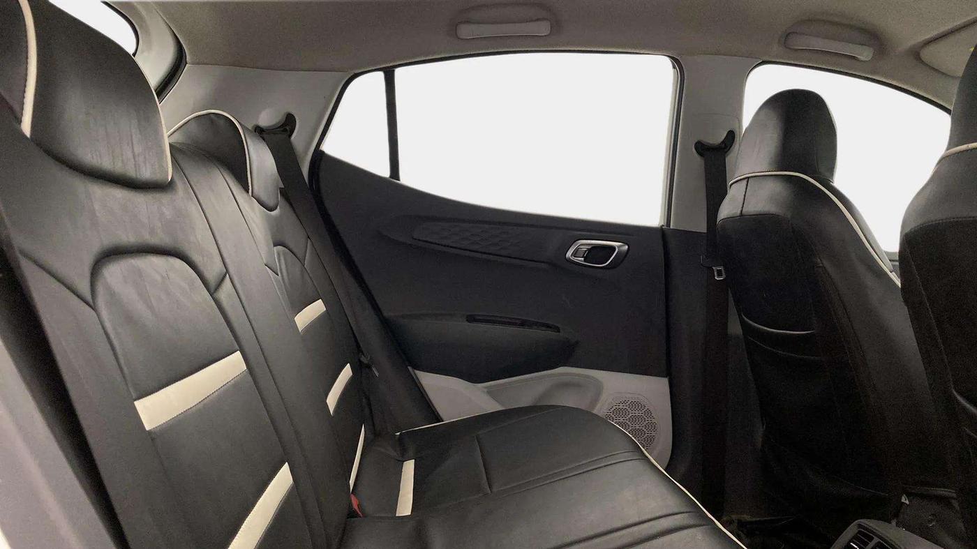 2020 Hyundai GRAND I10 NIOS SPORTZ 1.2 KAPPA VTVT CNG, CNG, Manual, 61,650 km, Right Side Rear Door Cabin