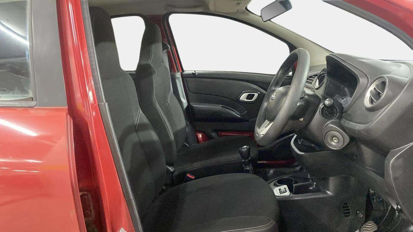 2018 Datsun Redi Go S, Petrol, Manual, 30,446 km, Right Side Front Door Cabin