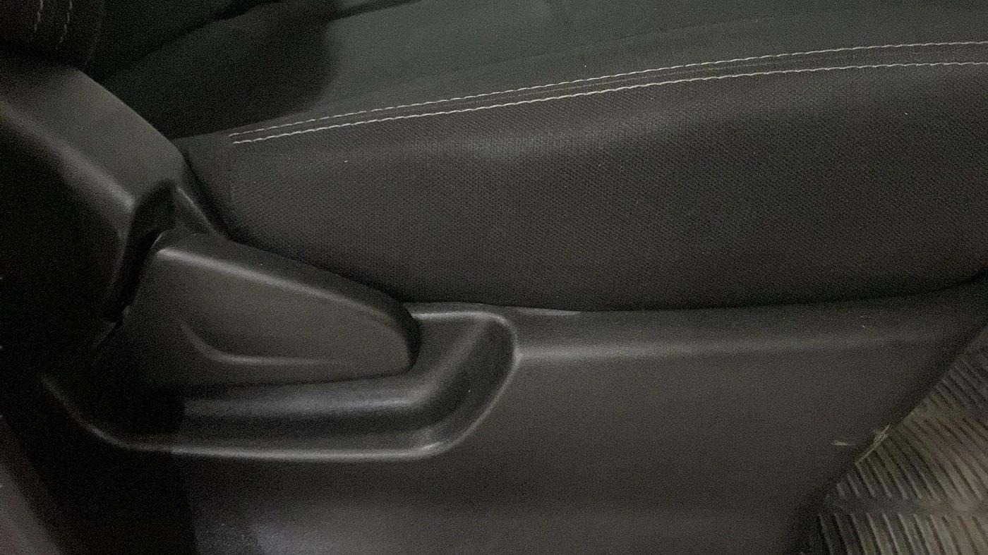 2018 Datsun Redi Go S, Petrol, Manual, 30,446 km, Driver Side Adjustment Panel