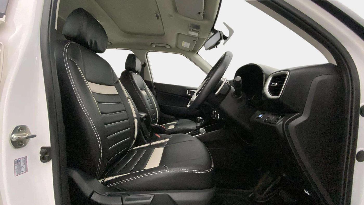2021 Hyundai VENUE SX PLUS 1.0 TURBO DCT, Petrol, Automatic, 32,118 km, Right Side Front Door Cabin