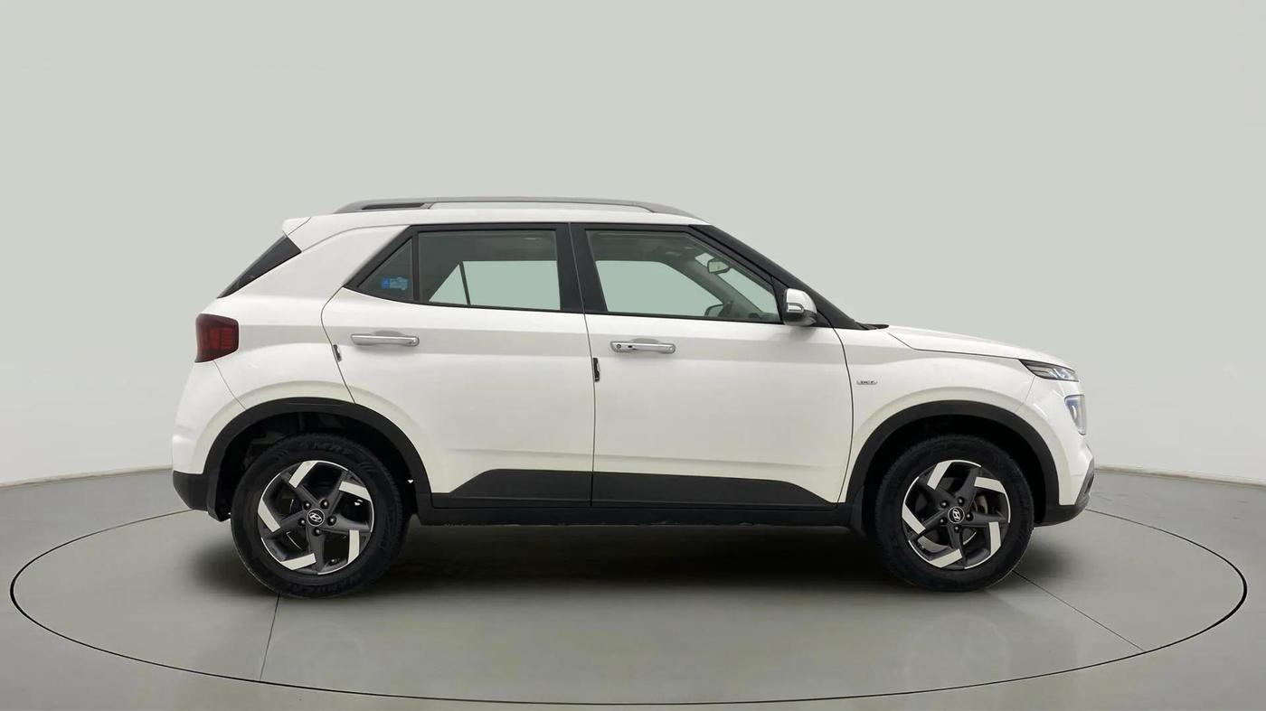 2021 Hyundai VENUE SX PLUS 1.0 TURBO DCT, Petrol, Automatic, 32,118 km, Right Side View
