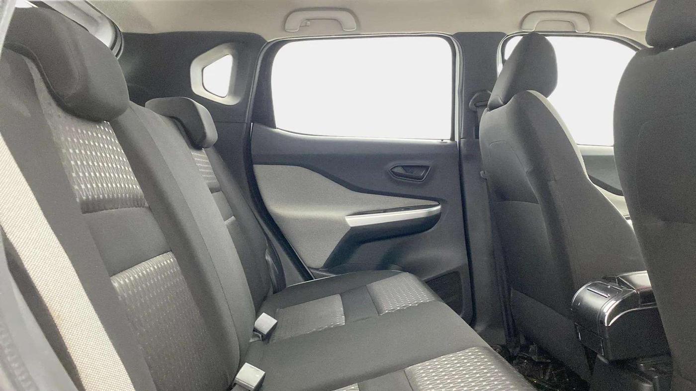 2023 Nissan MAGNITE XE, Petrol, Manual, 16,396 km, Right Side Rear Door Cabin