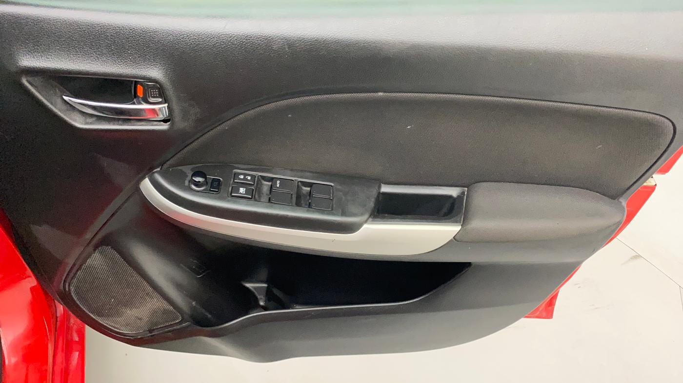 2017 Maruti Baleno ALPHA PETROL 1.2, Petrol, Manual, 54,225 km, Driver Side Door Panels Control