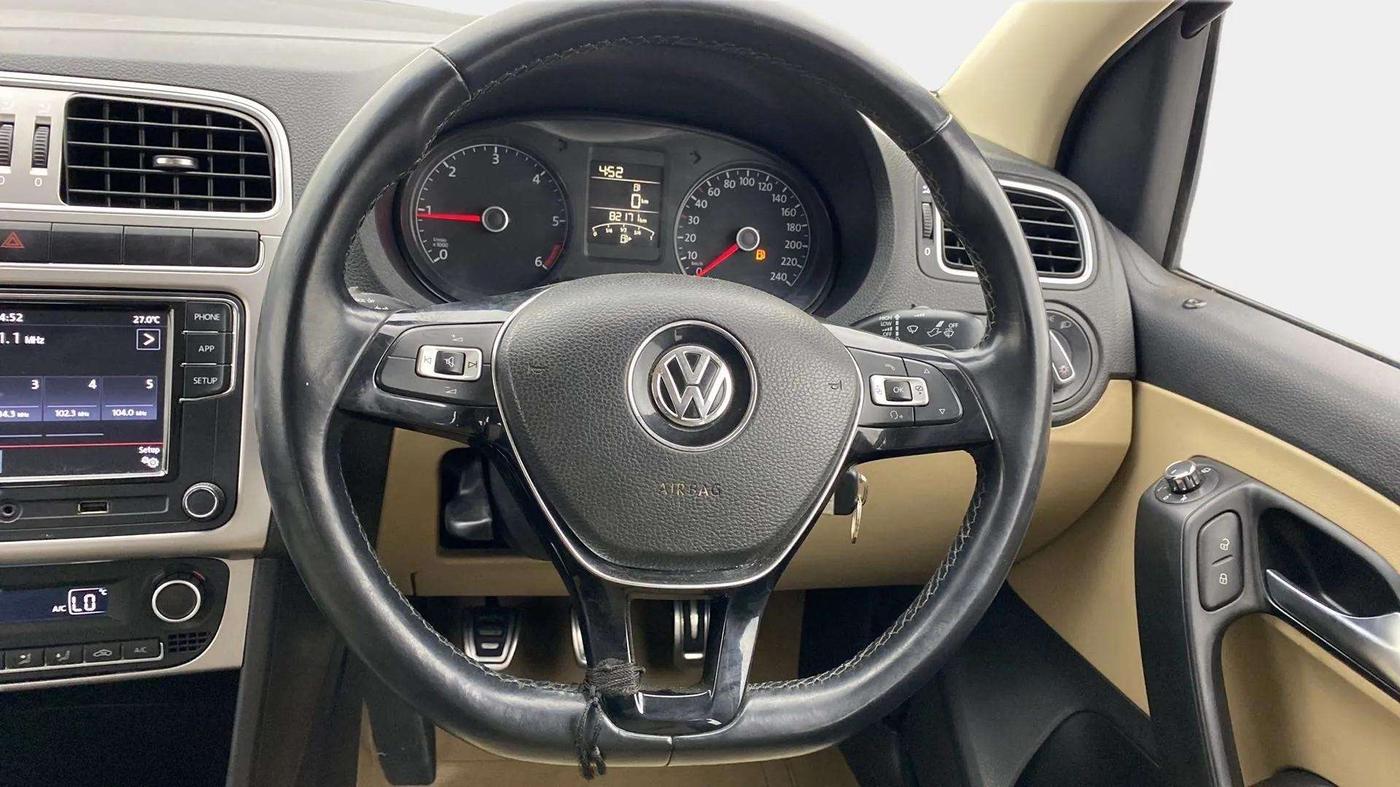 2016 Volkswagen Ameo HIGHLINE1.5L, Diesel, Manual, 82,320 km, Steering Wheel Close Up