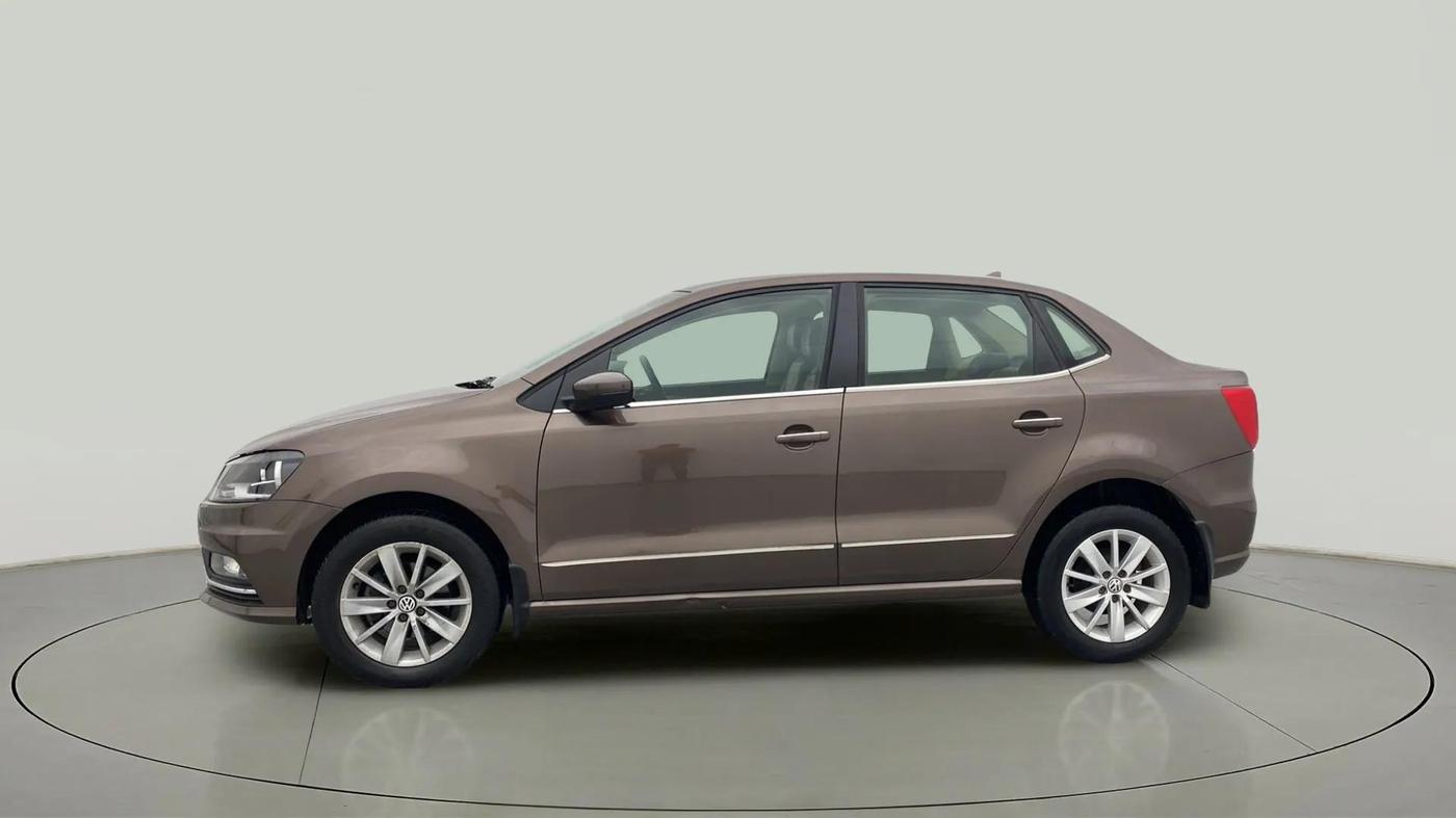 2016 Volkswagen Ameo HIGHLINE1.5L, Diesel, Manual, 82,320 km, Left Side