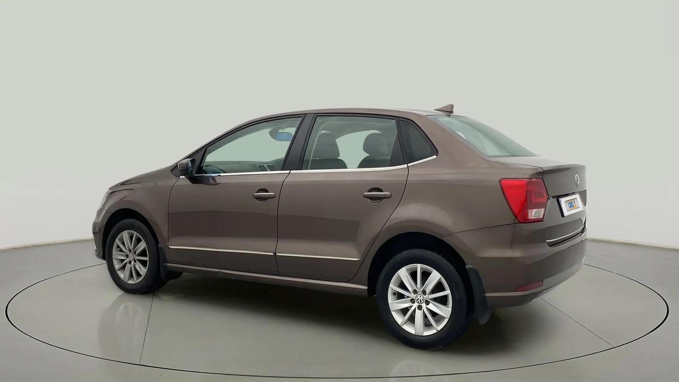 2016 Volkswagen Ameo HIGHLINE1.5L, Diesel, Manual, 82,320 km, Left Back Diagonal