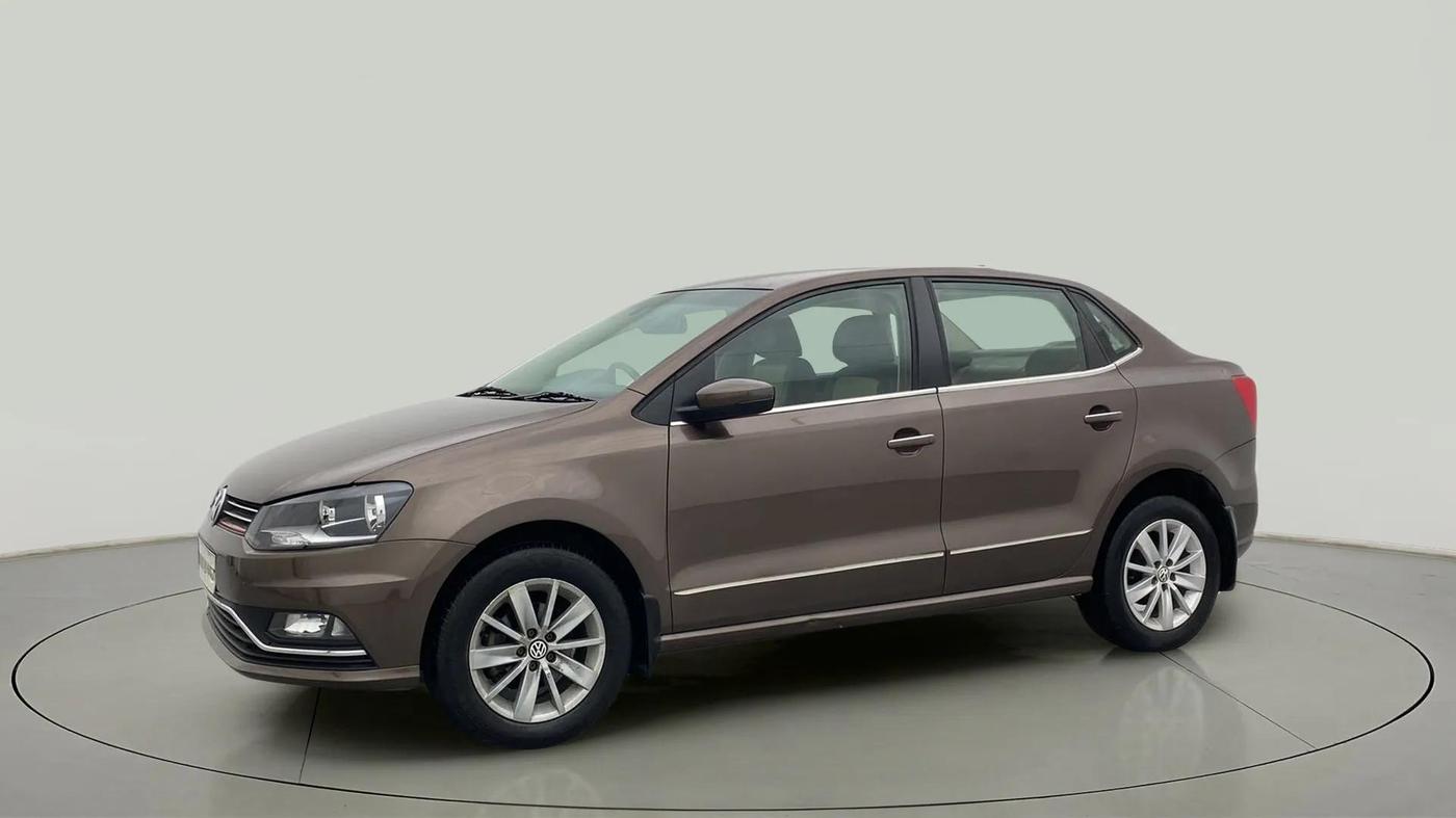 2016 Volkswagen Ameo HIGHLINE1.5L, Diesel, Manual, 82,320 km, Left Front Diagonal