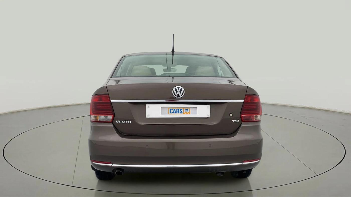 2016 Volkswagen Vento HIGHLINE PETROL AT, Petrol, Automatic, 31,307 km, Back/Rear