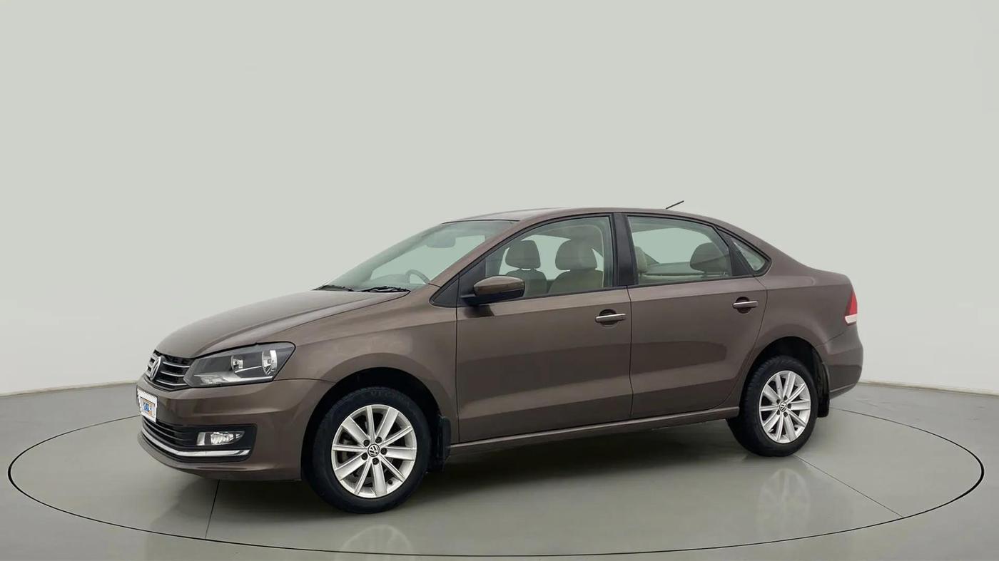 2016 Volkswagen Vento HIGHLINE PETROL AT, Petrol, Automatic, 31,307 km, Left Front Diagonal