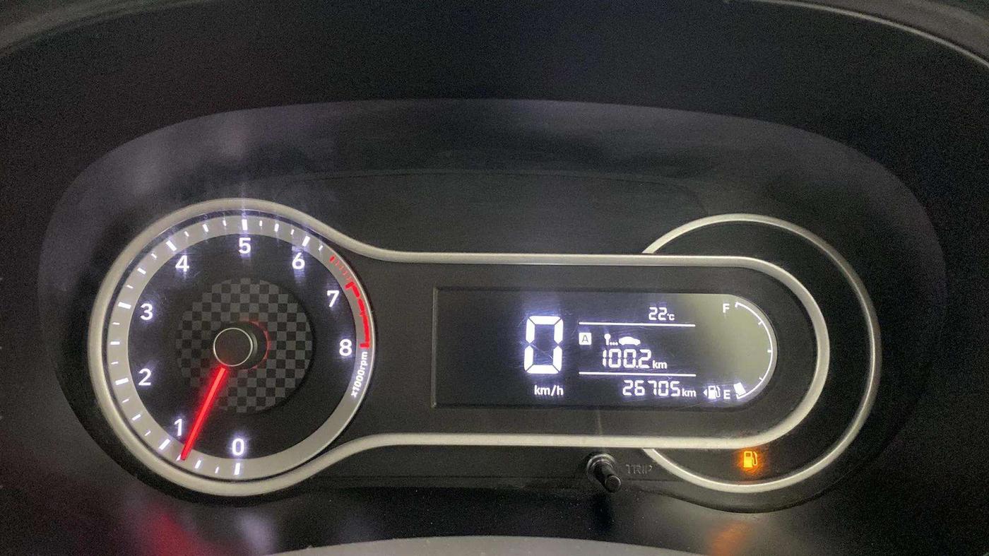 2020 Hyundai AURA SX 1.2 (O), Petrol, Manual, 26,571 km, Odometer Image