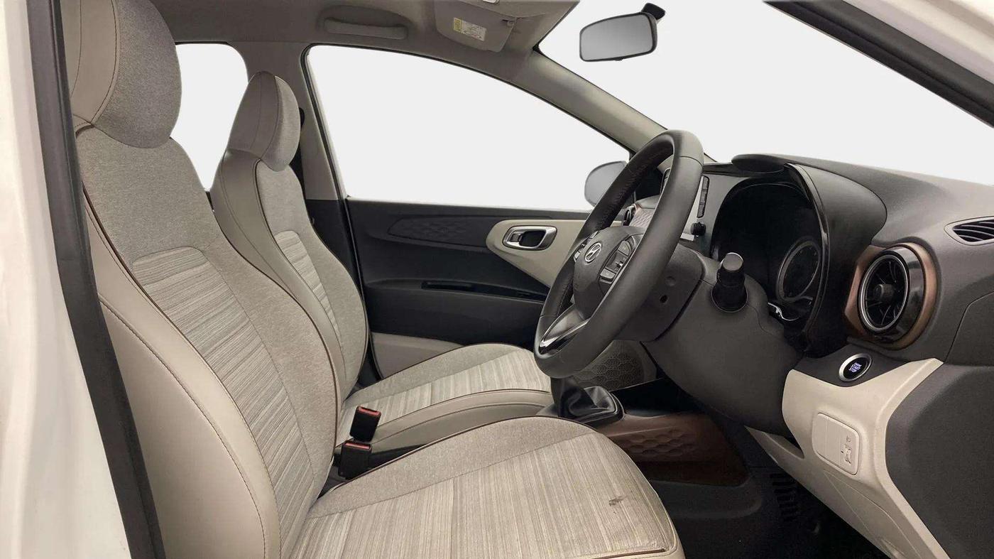 2020 Hyundai AURA SX 1.2 (O), Petrol, Manual, 26,571 km, Right Side Front Door Cabin