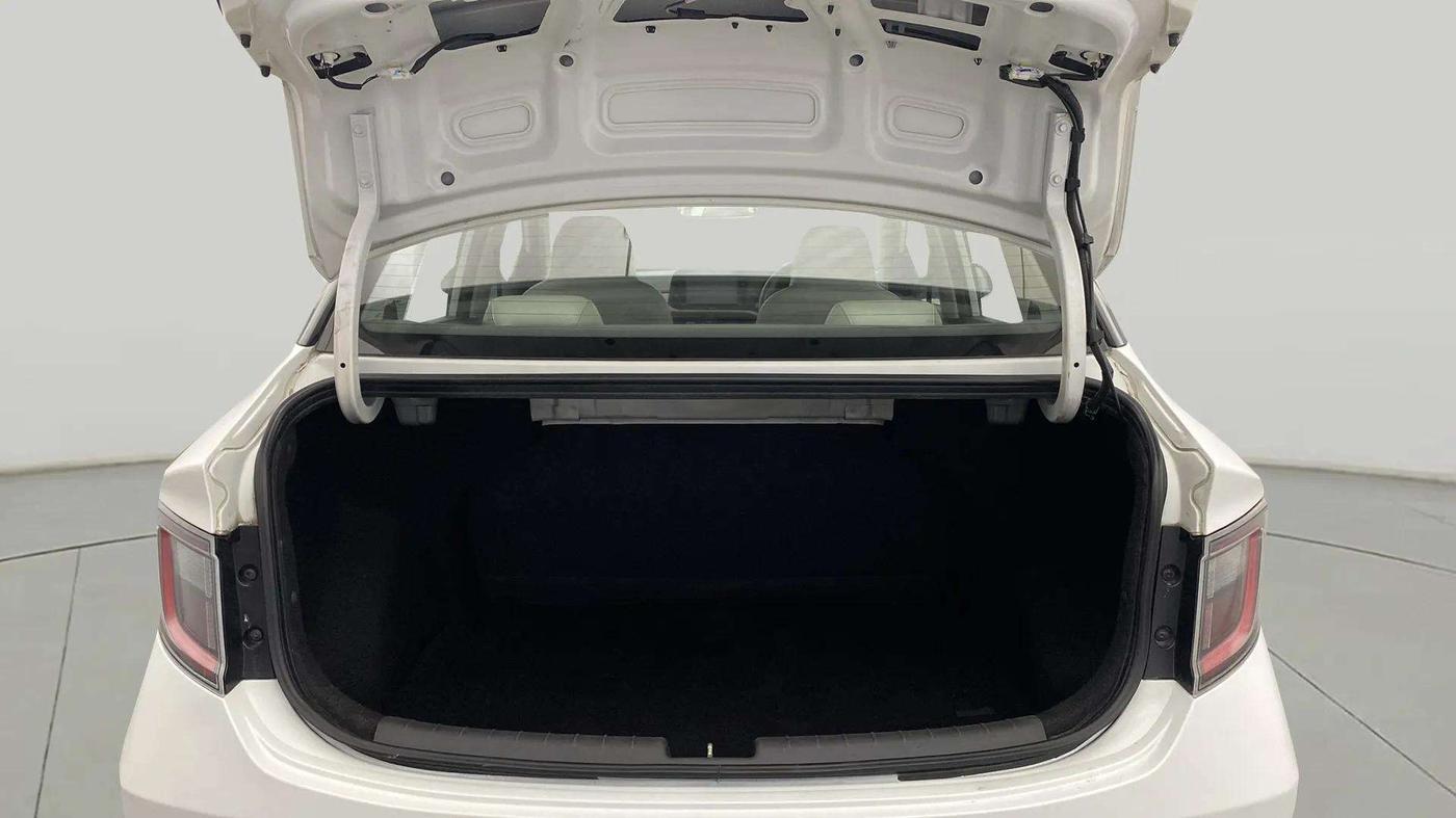 2020 Hyundai AURA SX 1.2 (O), Petrol, Manual, 26,571 km, Boot Open Zoomed View