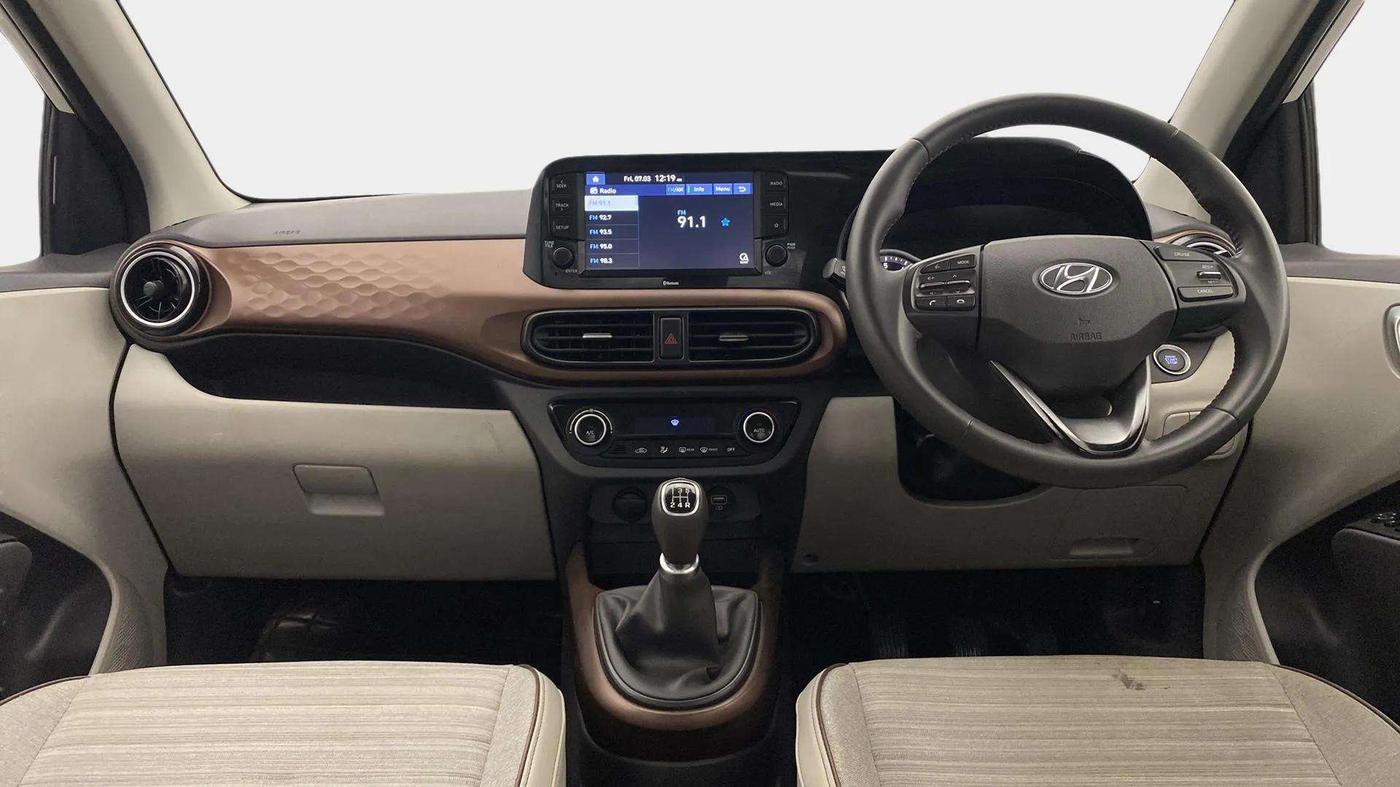 2020 Hyundai AURA SX 1.2 (O), Petrol, Manual, 26,571 km, Dashboard