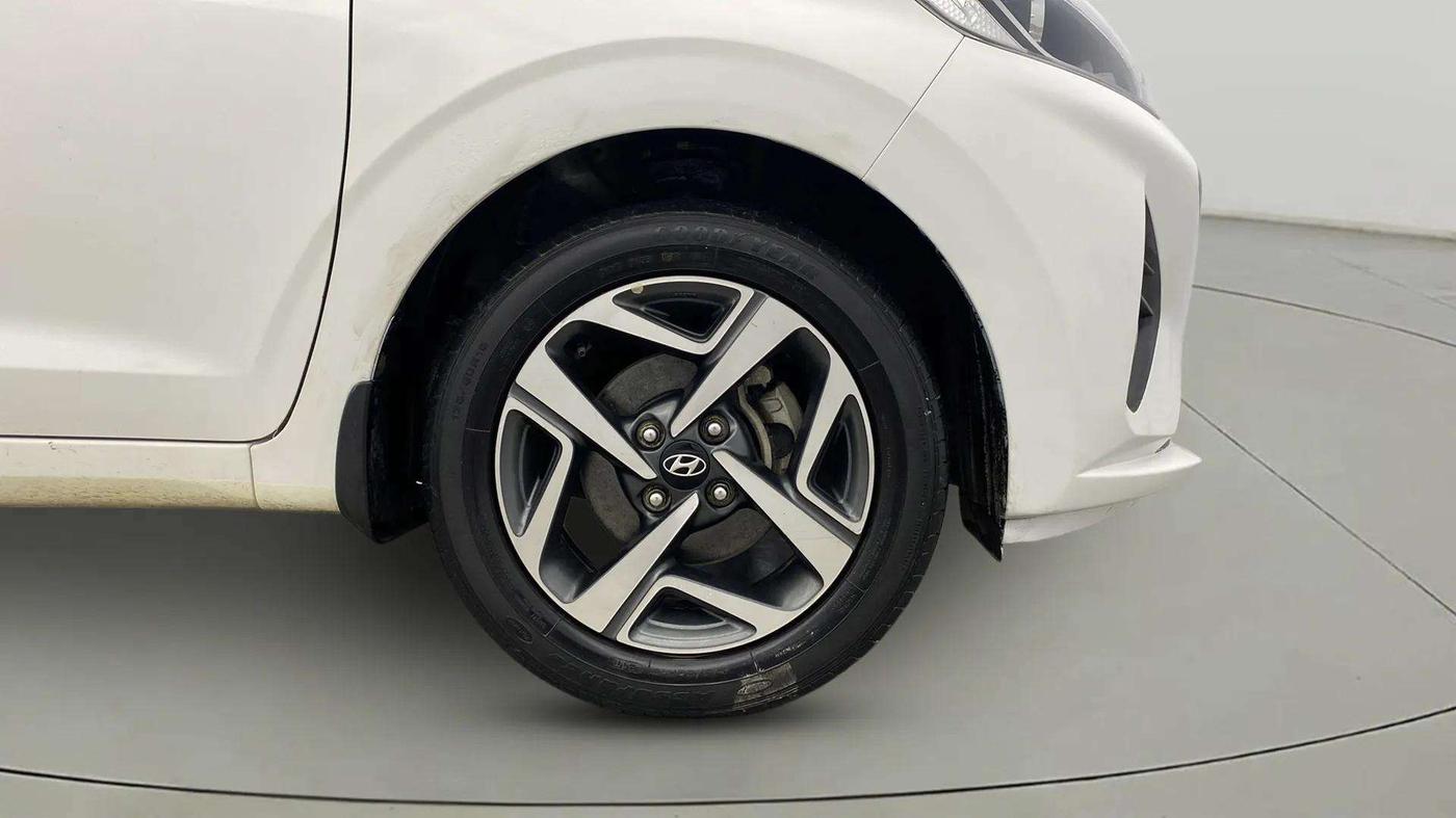 2020 Hyundai AURA SX 1.2 (O), Petrol, Manual, 26,571 km, Right Front Wheel