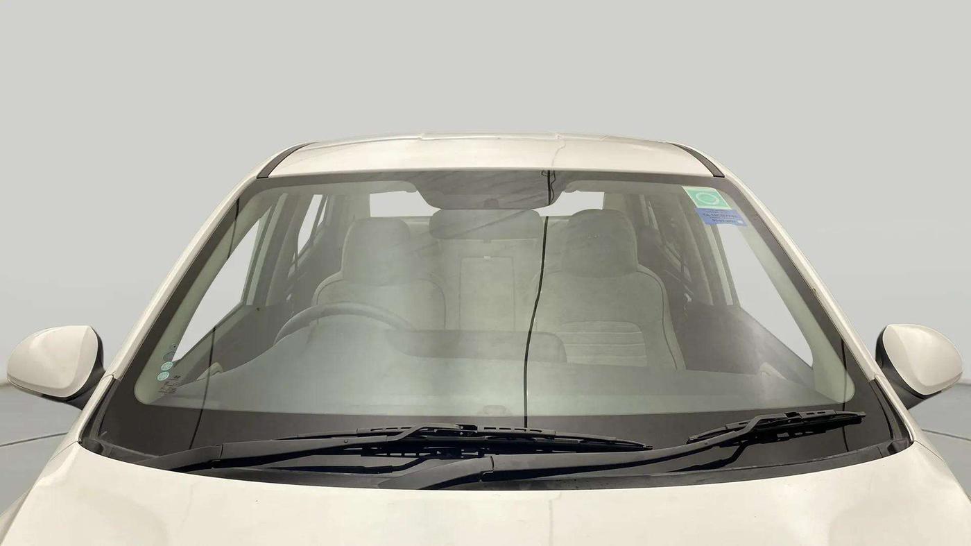 2020 Hyundai AURA SX 1.2 (O), Petrol, Manual, 26,571 km, Front Windshield