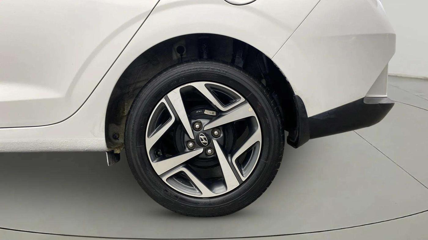 2020 Hyundai AURA SX 1.2 (O), Petrol, Manual, 26,571 km, Left Rear Wheel