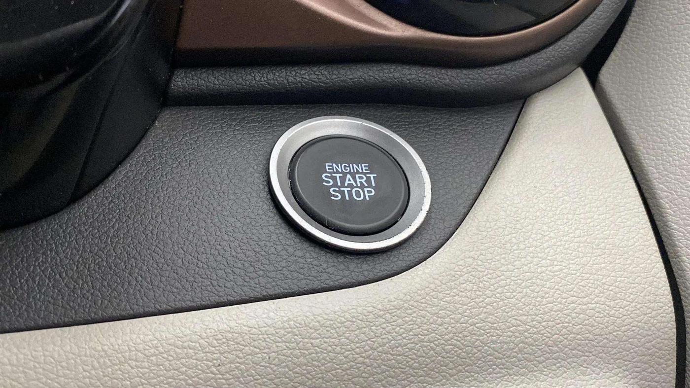 2020 Hyundai AURA SX 1.2 (O), Petrol, Manual, 26,571 km, Keyless Start/ Stop Button