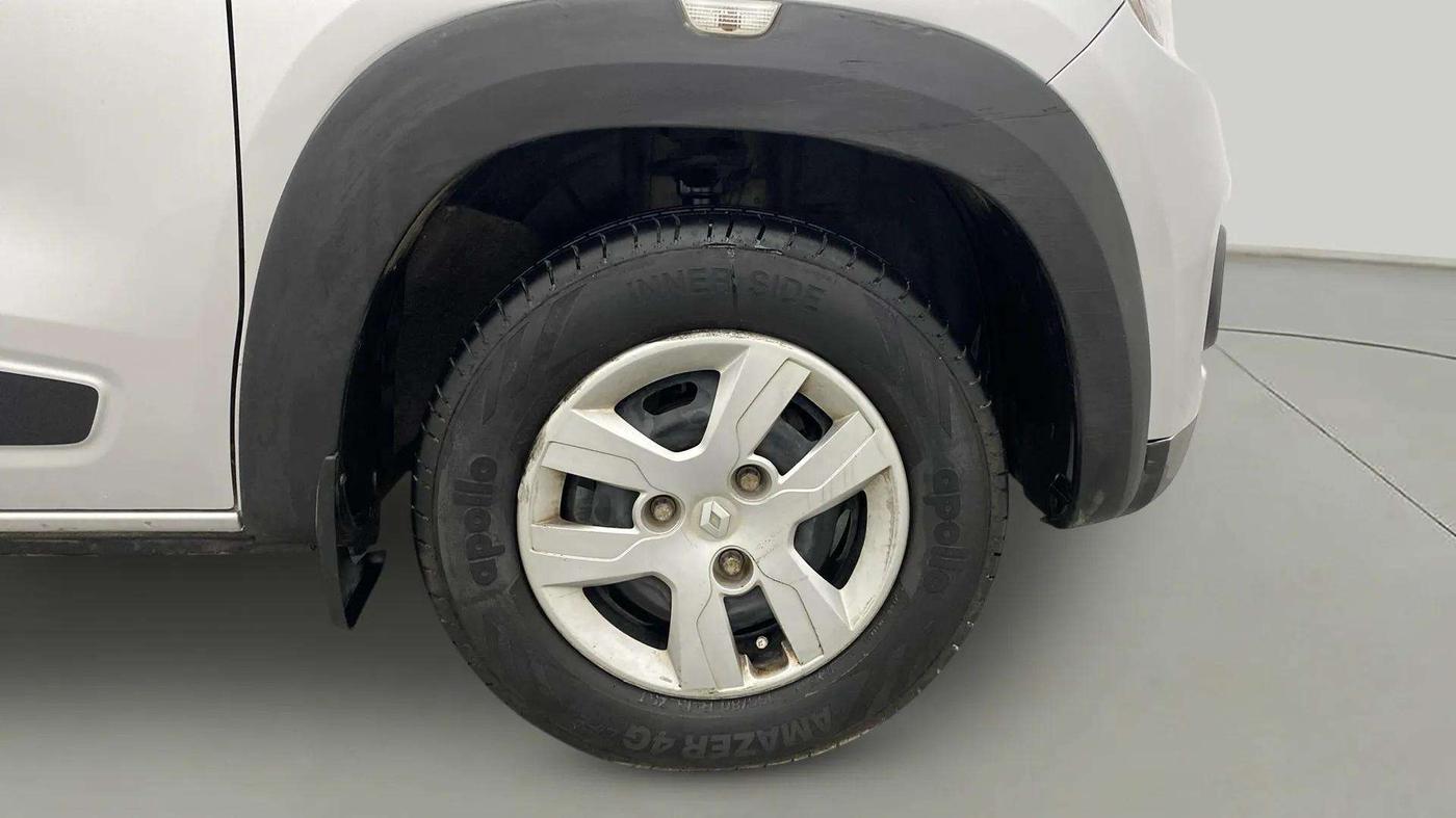 2016 Renault Kwid RXL, Petrol, Manual, 74,946 km, Right Front Wheel