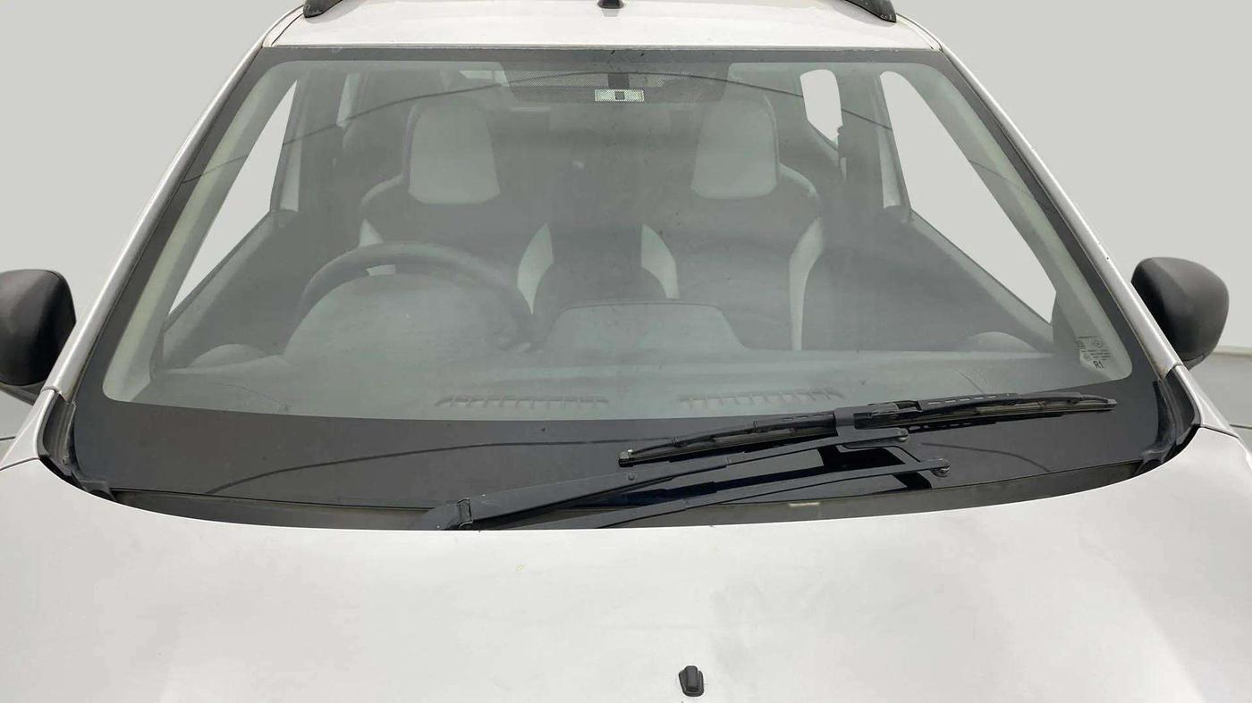 2016 Renault Kwid RXL, Petrol, Manual, 74,946 km, Front Windshield
