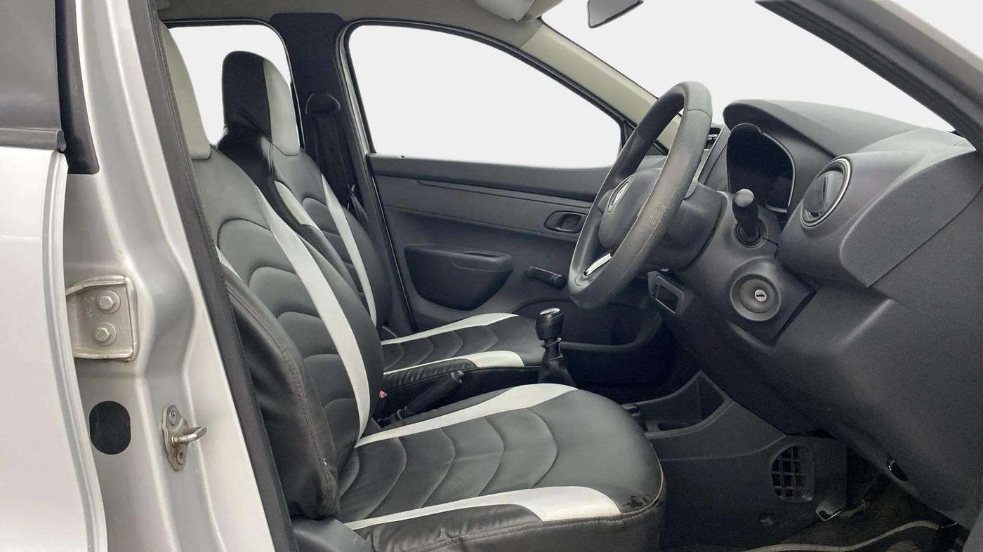 2016 Renault Kwid RXL, Petrol, Manual, 74,946 km, Right Side Front Door Cabin