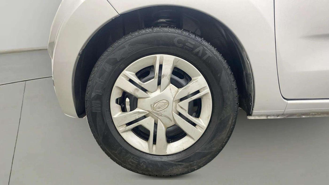 2018 Datsun Redi Go T(O) 1.0 AMT, Petrol, Automatic, 21,830 km, Left Front Wheel