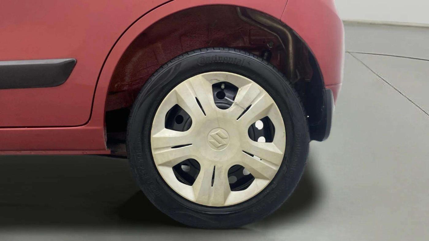 2015 Maruti Wagon R 1.0 VXI AMT, Petrol, Automatic, 65,455 km, Left Rear Wheel