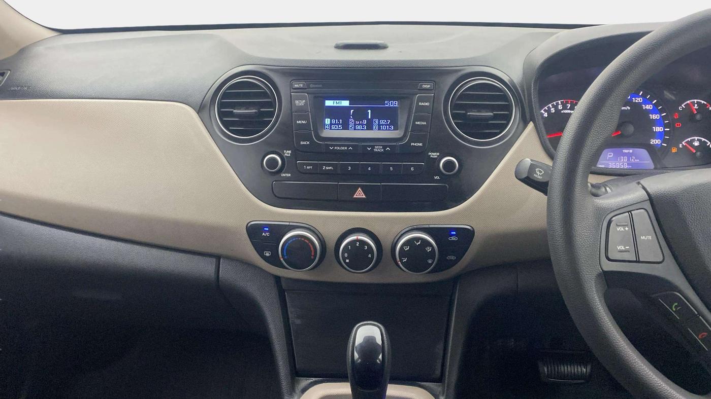 2017 Hyundai Xcent S AT 1.2, Petrol, Automatic, 37,005 km, Air Conditioner