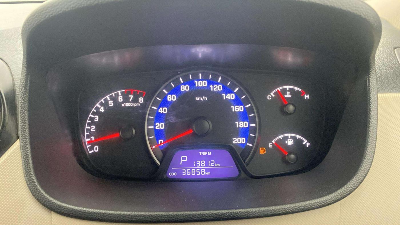 2017 Hyundai Xcent S AT 1.2, Petrol, Automatic, 37,005 km, Odometer Image