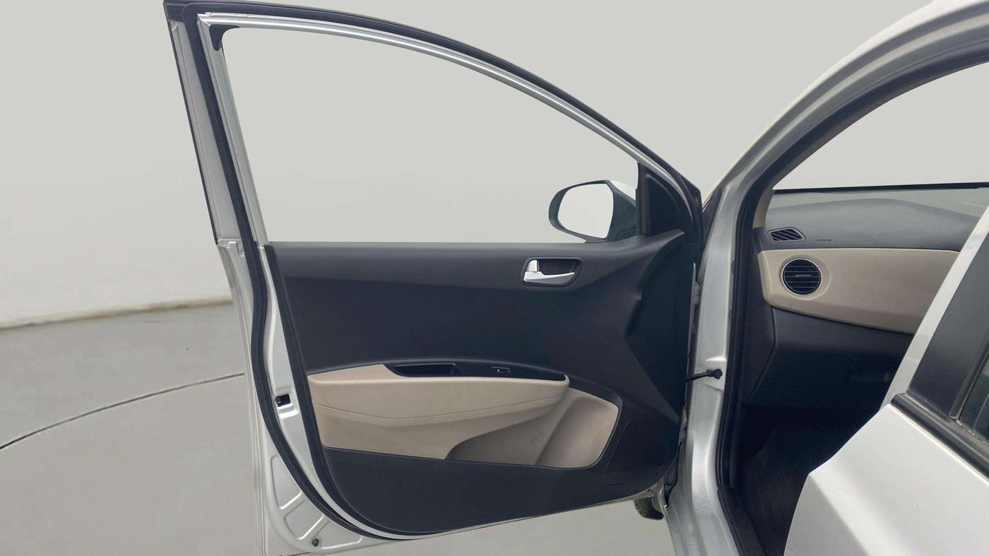 2017 Hyundai Xcent S AT 1.2, Petrol, Automatic, 37,005 km, LHS Front Door