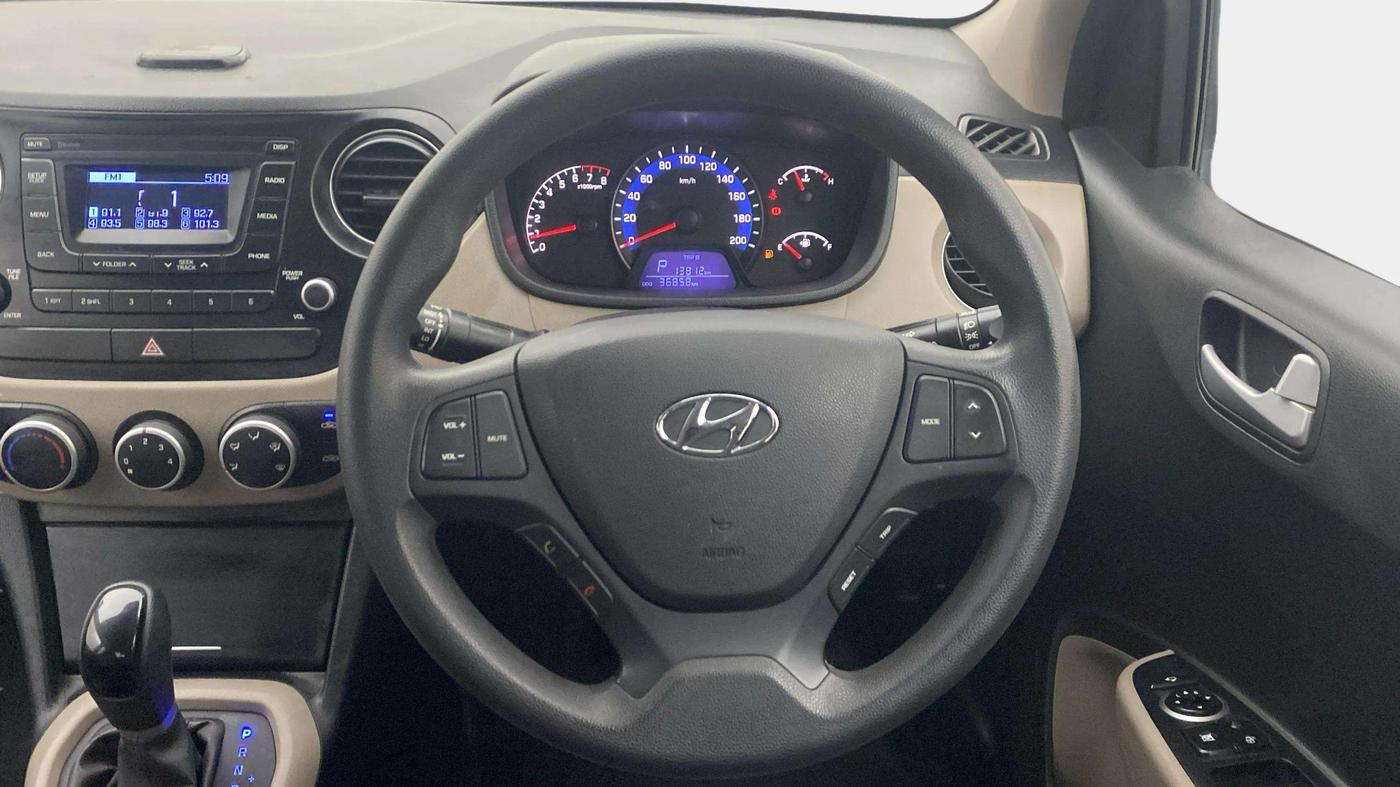 2017 Hyundai Xcent S AT 1.2, Petrol, Automatic, 37,005 km, Steering Wheel Close Up
