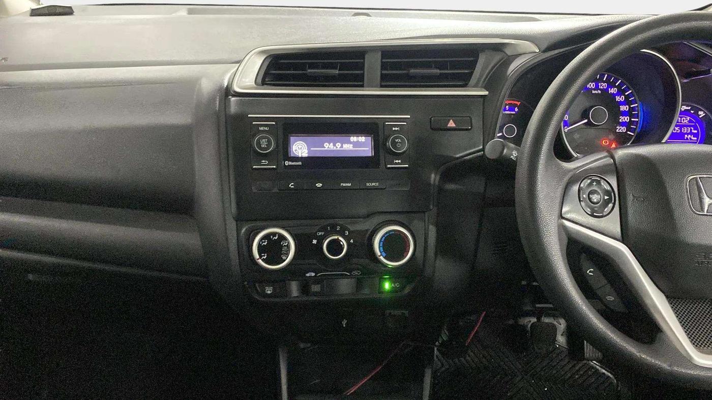 2017 Honda WR-V 1.5L I-DTEC S MT, Diesel, Manual, 51,370 km, Air Conditioner