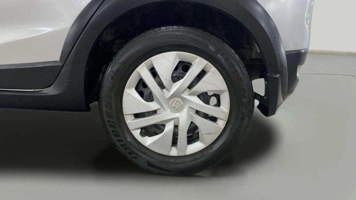 2017 Honda WR-V 1.5L I-DTEC S MT, Diesel, Manual, 51,370 km, Left Rear Wheel