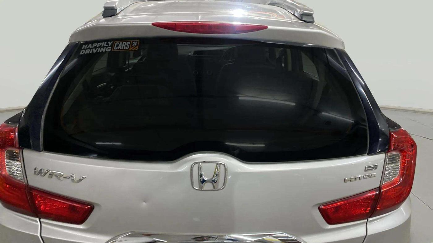 2017 Honda WR-V 1.5L I-DTEC S MT, Diesel, Manual, 51,370 km, Rear Windshield