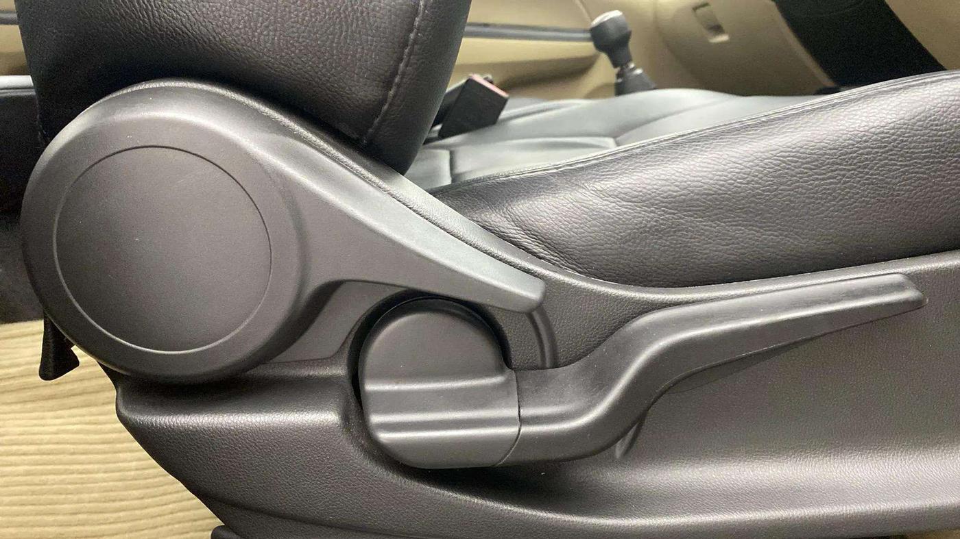 2019 Honda Amaze 1.2L I-VTEC V, Petrol, Manual, 6,589 km, Driver Side Adjustment Panel