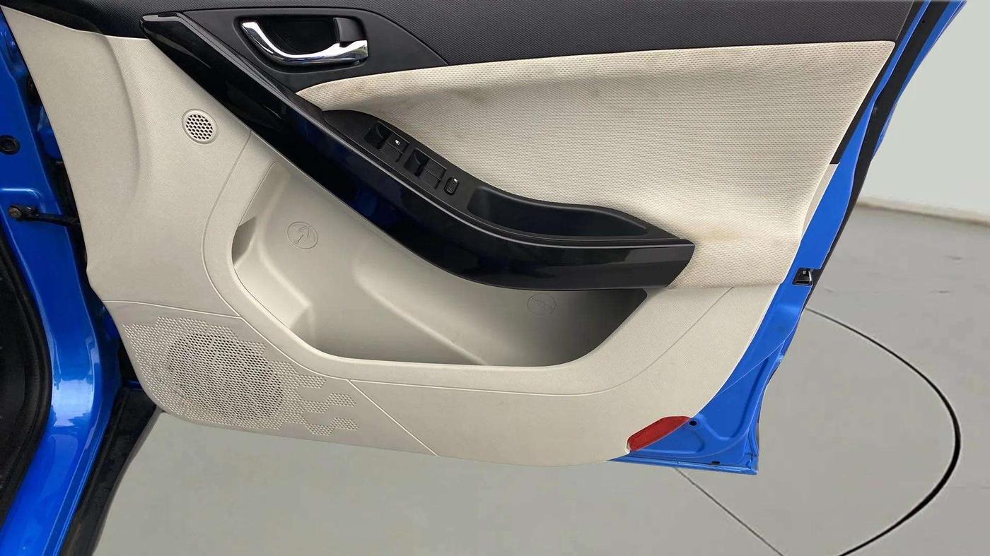 2021 Tata NEXON XZ PLUS PETROL, Petrol, Manual, 50,038 km, Driver Side Door Panels Control