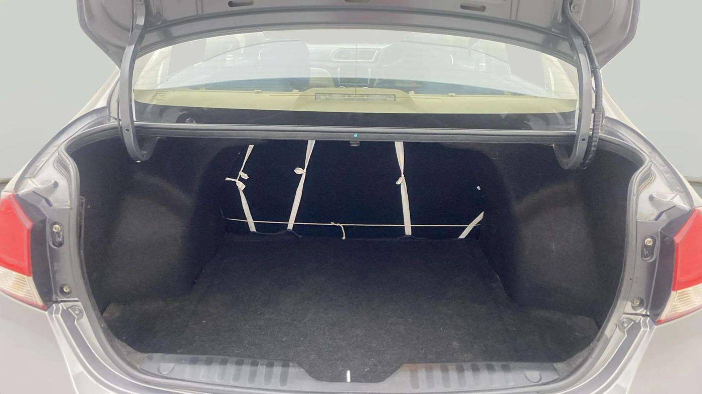 2016 Maruti Ciaz ZXI+, Petrol, Manual, 83,606 km, Boot Open Zoomed View