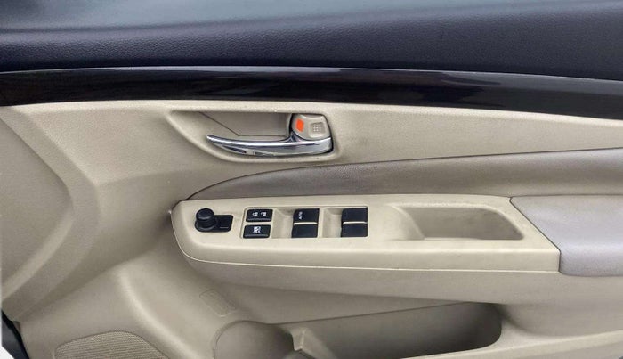 2016 Maruti Ciaz ZXI+, Petrol, Manual, 83,606 km, Driver Side Door Panels Control