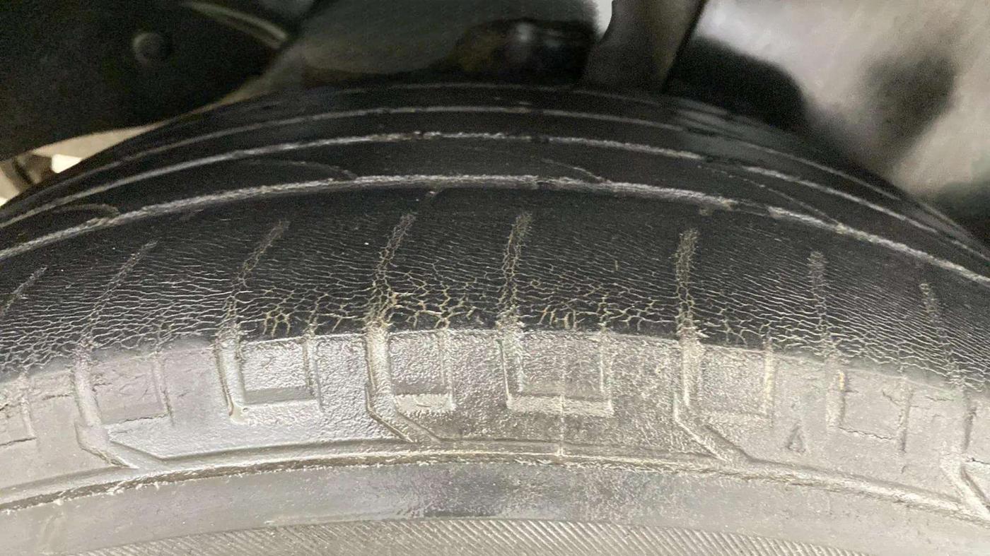 2017 Hyundai Creta SX PLUS AT 1.6 PETROL, Petrol, Automatic, 71,916 km, Right Rear Tyre Tread