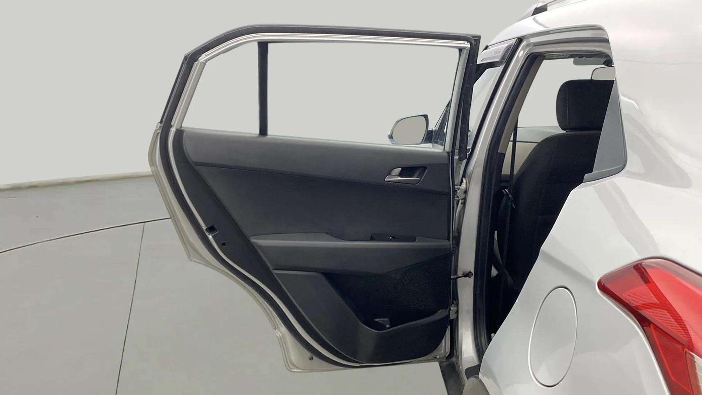 2017 Hyundai Creta SX PLUS AT 1.6 PETROL, Petrol, Automatic, 71,916 km, LHS Rear Door