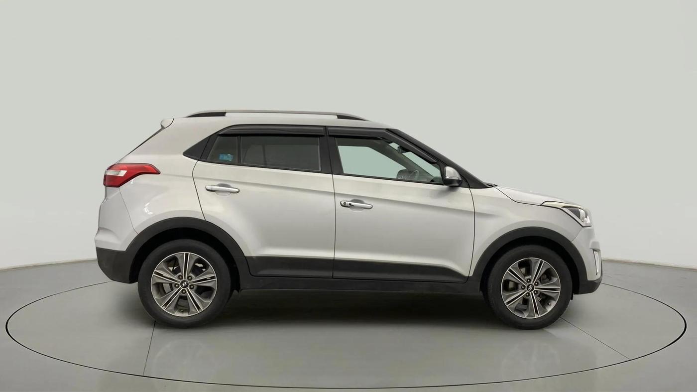 2017 Hyundai Creta SX PLUS AT 1.6 PETROL, Petrol, Automatic, 71,916 km, Right Side View