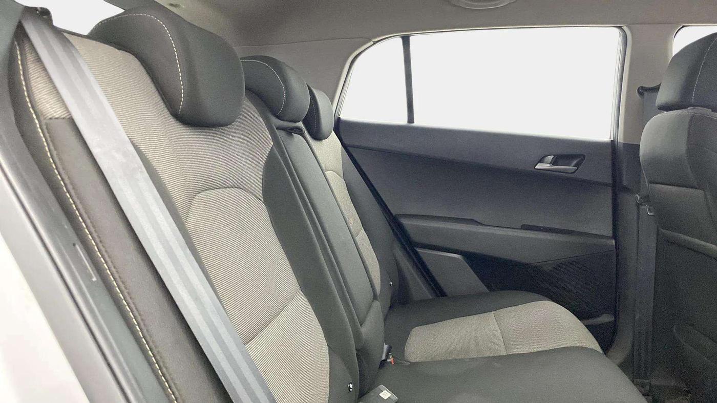 2017 Hyundai Creta SX PLUS AT 1.6 PETROL, Petrol, Automatic, 71,916 km, Right Side Rear Door Cabin