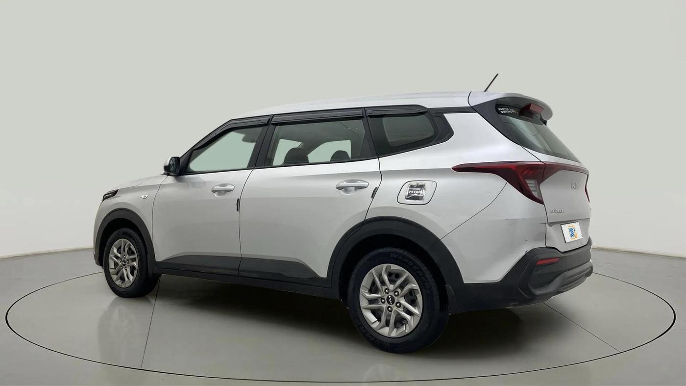 2022 KIA CARENS PREMIUM 1.4 PETROL 7 STR, Petrol, Manual, 35,751 km, Left Back Diagonal