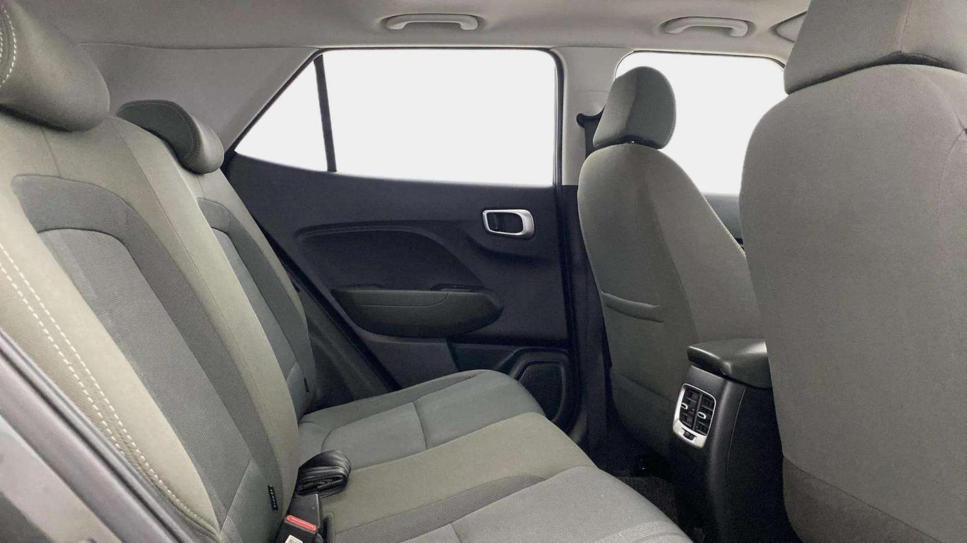 2020 Hyundai VENUE SX PLUS 1.0 TURBO DCT, Petrol, Automatic, 36,684 km, Right Side Rear Door Cabin
