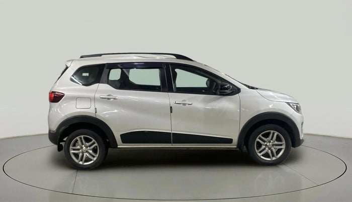 2022 Renault TRIBER RXZ, Petrol, Manual, 31,173 km, Right Side View