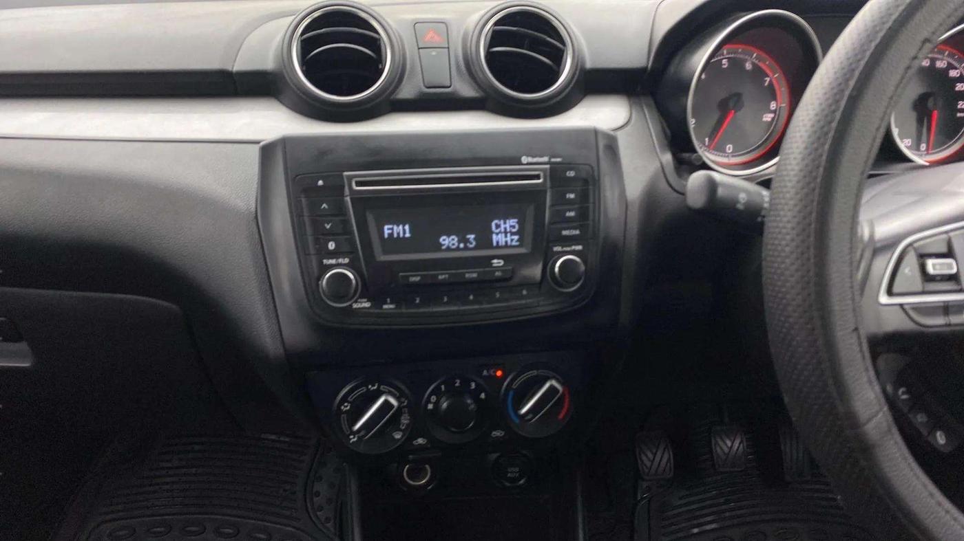 2018 Maruti Swift VXI, Petrol, Manual, 50,365 km, Air Conditioner