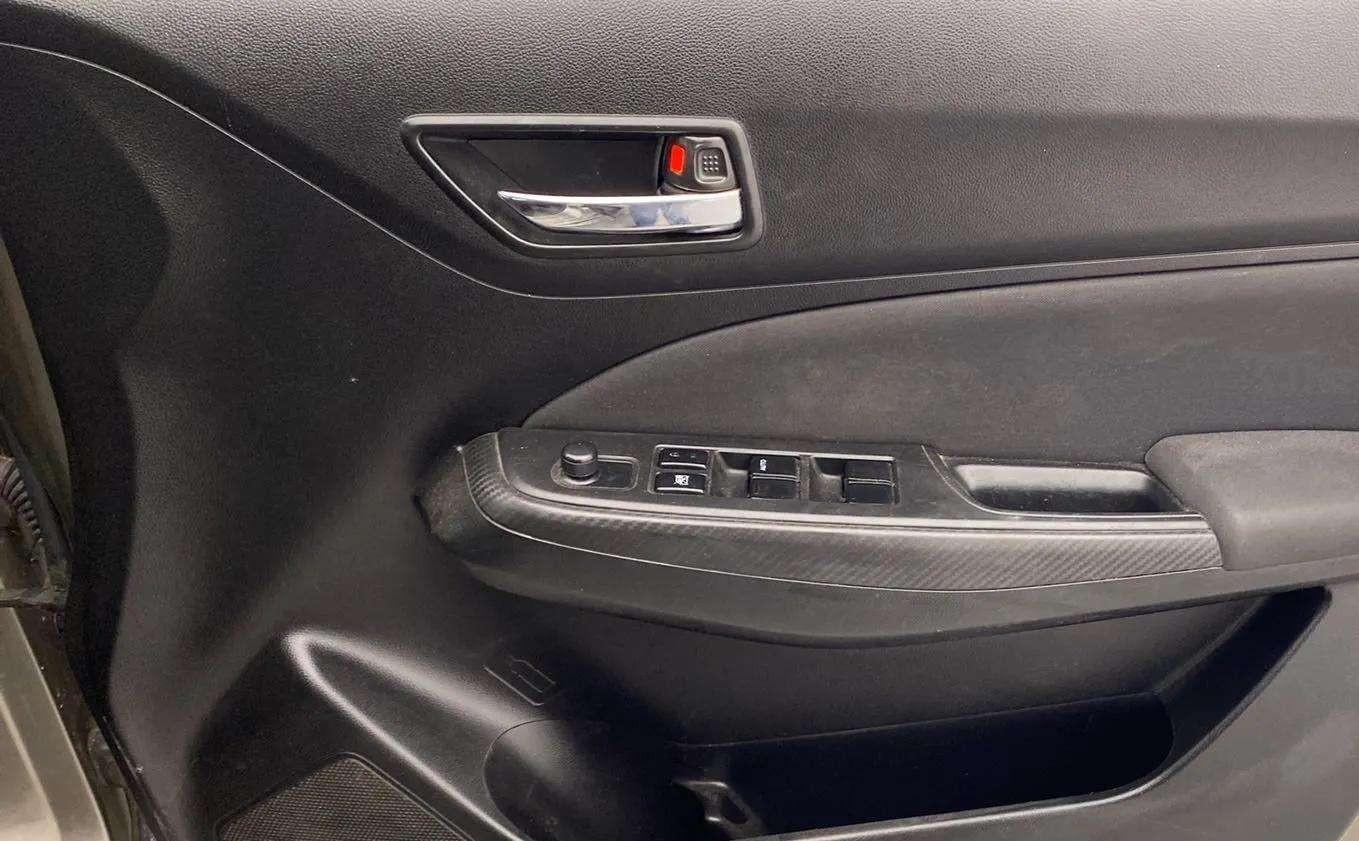 2018 Maruti Swift VXI, Petrol, Manual, 50,365 km, Driver Side Door Panels Control